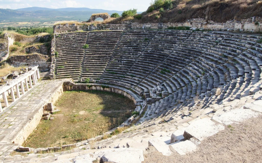 Ancient Theatre of Dodoni, Ioannina – Epirus: ancient places to visit in greece