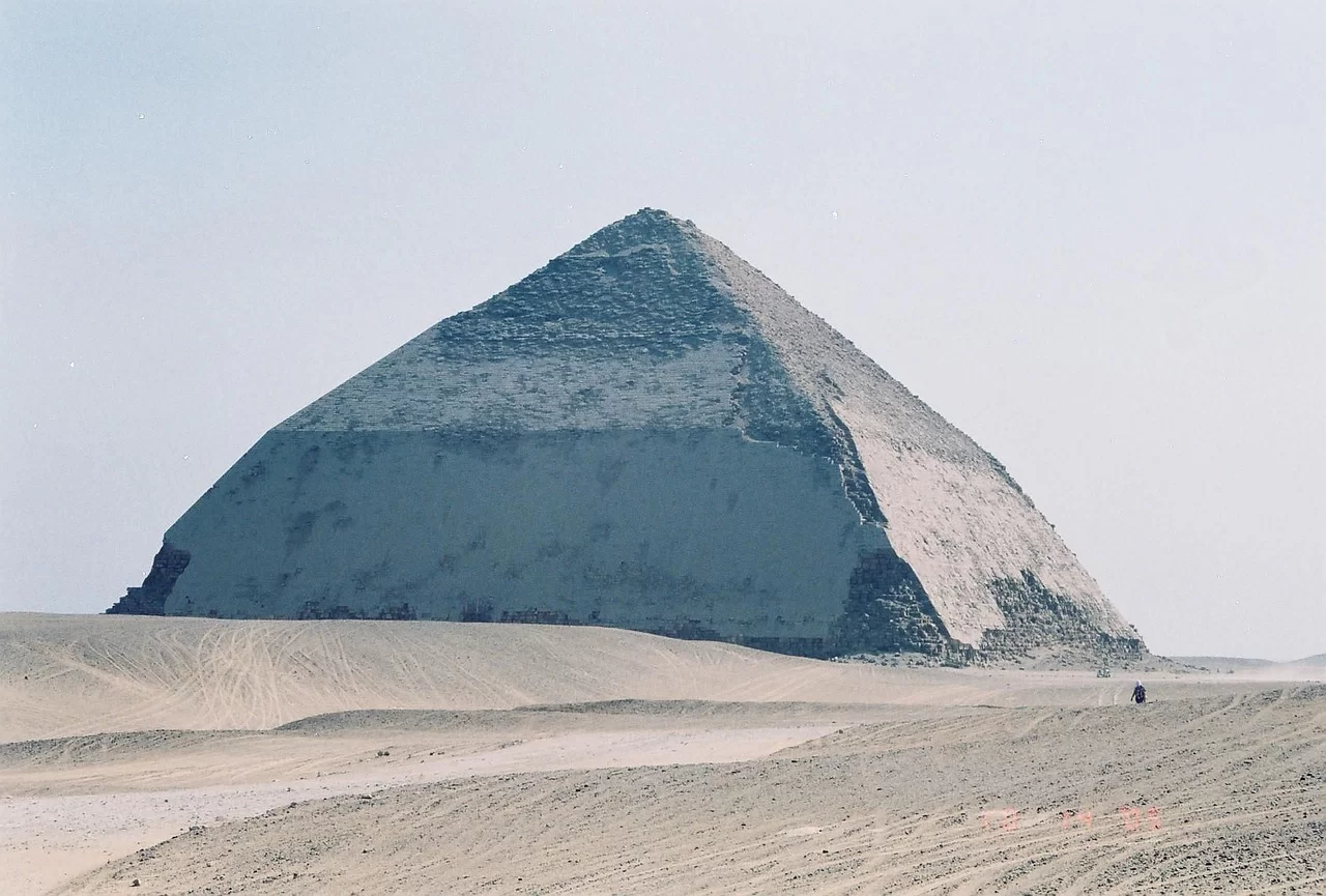 bent pyramid dahshur