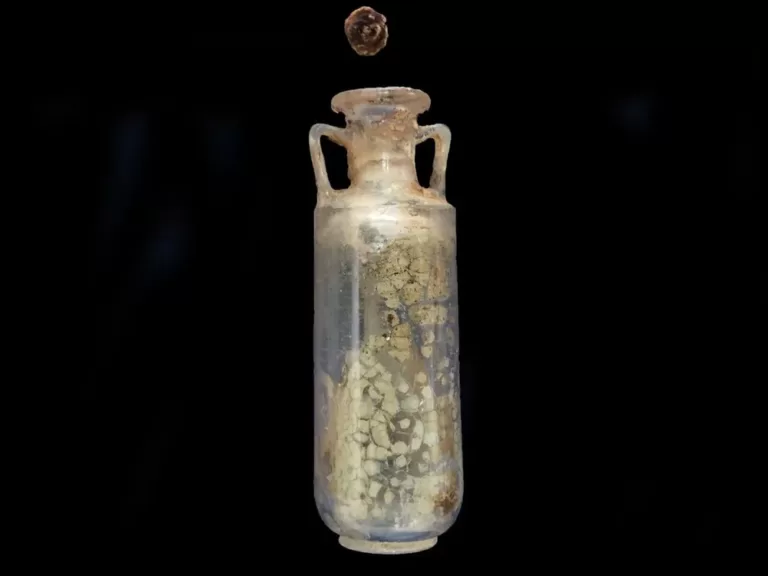 Scientists discovered ancient roman perfume